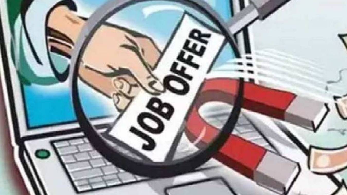 वाराणसी एयरपोर्ट में नौकरी दिलाने के नाम पर 1.03 लाख की ठगी, तीन पर मुकदमा दर्ज