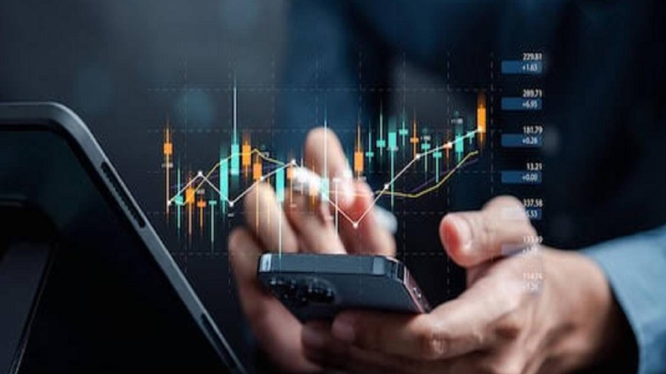 शेयर ट्रेडिंग में मुनाफे का लालच देकर युवक से 54 लाख की ठगी