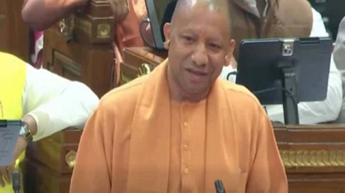 कफ सिरप केस पर योगी का वार, “समय आने पर बुलडोजर भी चलेगा, चिल्लाना मत”