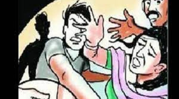 जौनपुर में खेत में गई किशोरी के साथ युवकों ने किया सामूहिक दुष्‍कर्म,एक आरोपित गिरफ्तार