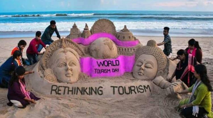 World Tourism Day 2022: आज है विश्व पर्यटन दिवस, जानें कैसे हुई थी इस दिन की शुरुआत