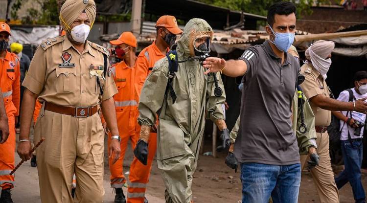 लुधियाना में गैस लीक की वजह से 11 लोगों की मौत, NDRF ने संभाला मोर्चा, ड्रोन से भी जांच