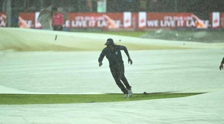 टी-20 विश्व कप: भारत-इंग्लैंड के बीच खेले जाने वाले दूसरे सेमीफाइनल पर बारिश का खतरा
