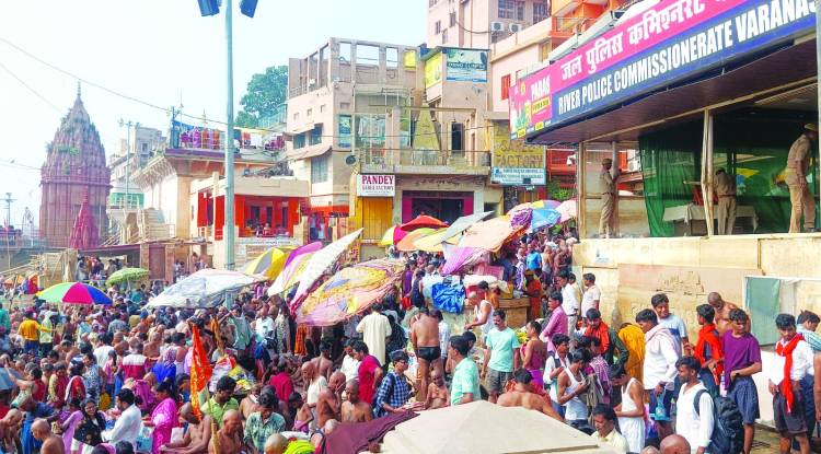 श्रद्धा का श्राद्ध लेकर विदा हुए पितृ 