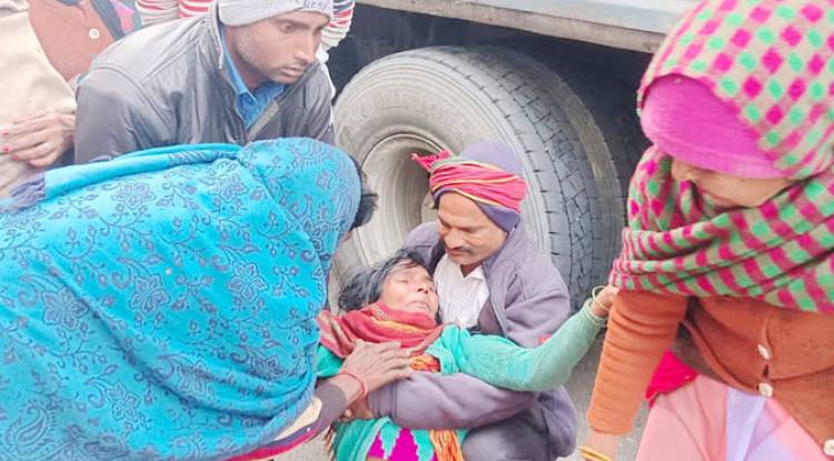 तेज रफ्तार ट्रेलर ने वृद्ध को कुचला, मौत 