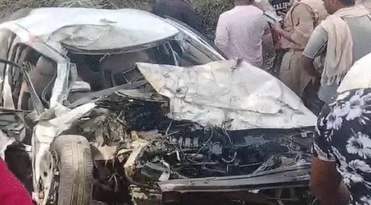 लखनऊ-कानपुर हाईवे पर दर्दनाक हादसा, बेकाबू टैंकर ने कार को मारी टक्कर, दादा-दादी और पोती की मौत