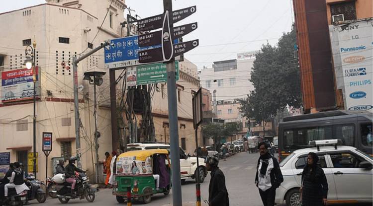 काशी घूमने विदेशी पर्यटक का पासपोर्ट और संगीत वाद्य यंत्र चोरी,  पुलिस कर रही आरोपी की तलाश 