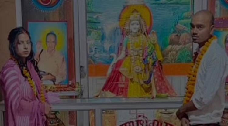 बस्ती में 14 दिन पहले हुई शादी में खूनी अंत, सिपाही ने चाकू से गोदकर पत्नी की हत्या