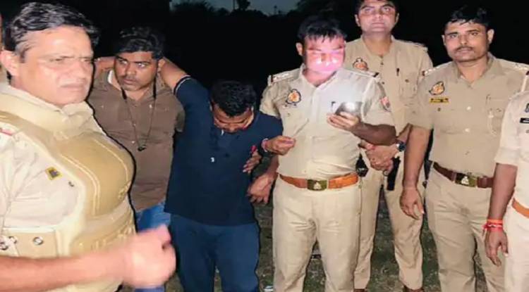  BHU प्रोफेसर ने अपने ही HOD पर कराया हमला: बदमाशों से हाथ तुड़वाए, मुठभेड़ में सुपारी किलर गिरफ्तार