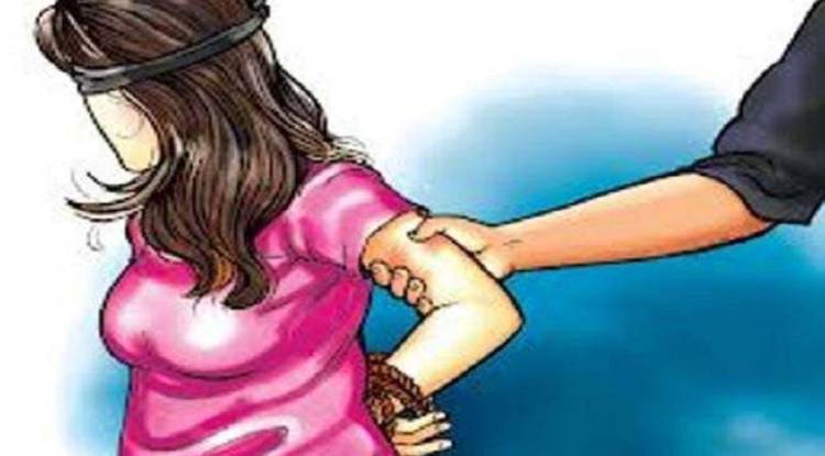 वाराणसी में नाबालिग लड़की का अपहरण, FIR के बाद पुलिस ने शुरू की छापेमारी