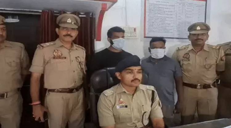 वाराणसी में दो शातिर गांजा तस्कर गिरफ्तार, 17.7 किलो गांजा बरामद