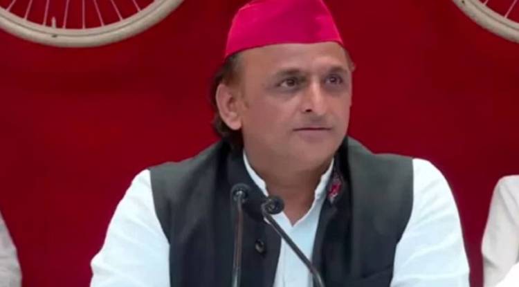 गन्ना मूल्य और SIR में जाति कॉलम को लेकर अखिलेश ने सरकार पर साधा निशाना