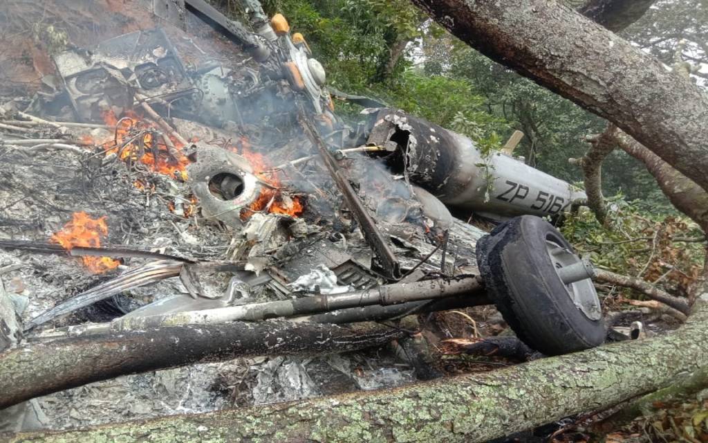Chief of Defense Staff helicopter crash: बिपिन रावत को ले जा रहा हेलिकॉप्टर क्रैश, पत्नी समेत 14 लोग थे सवार, 4 की मौत