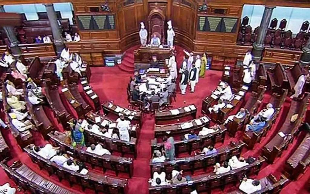 लखीमपुर कांड पर संसद में जोरदार हंगामा, लोकसभा की कार्यवाही 2 बजे तक स्थगित