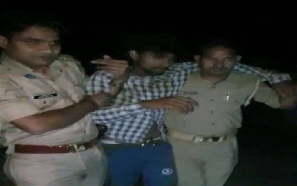 जौनपुर: पुलिस मुठभेड़ में गोली लगने से 25 हजार का इनामी बदमाश घायल, दो बदमाश फरार