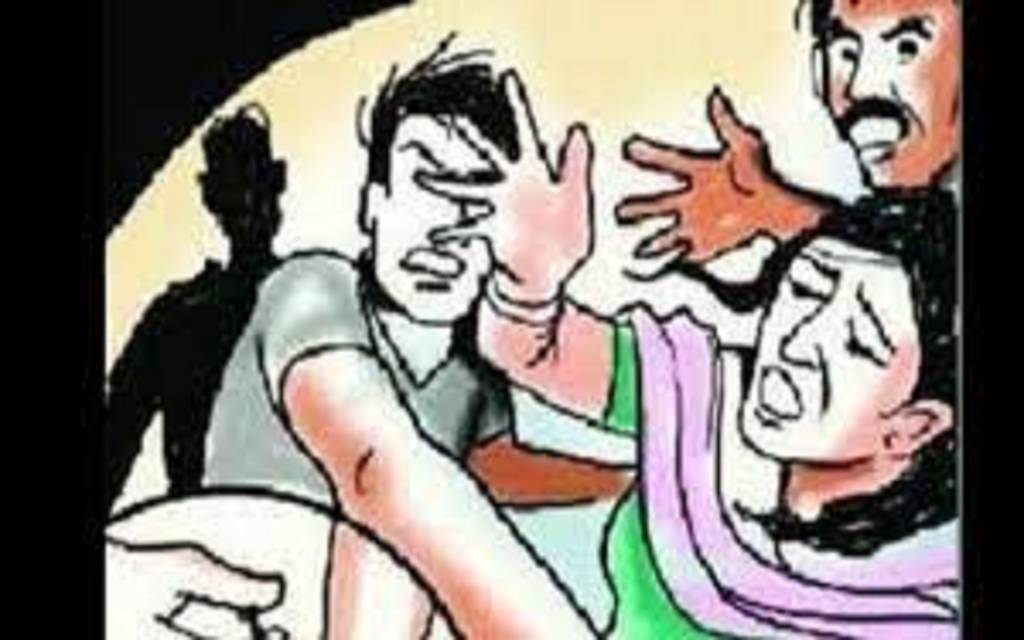 जौनपुर में खेत में गई किशोरी के साथ युवकों ने किया सामूहिक दुष्‍कर्म,एक आरोपित गिरफ्तार