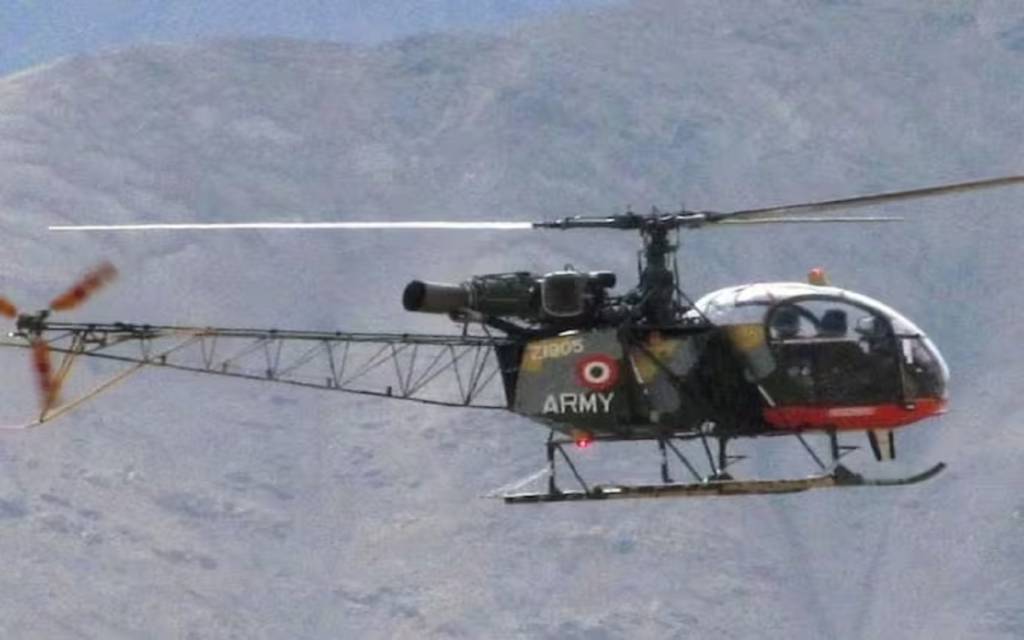 अरुणाचल में भारतीय सेना का cheetah helicopter crash, पायलट की तलाश में search operation शुरू