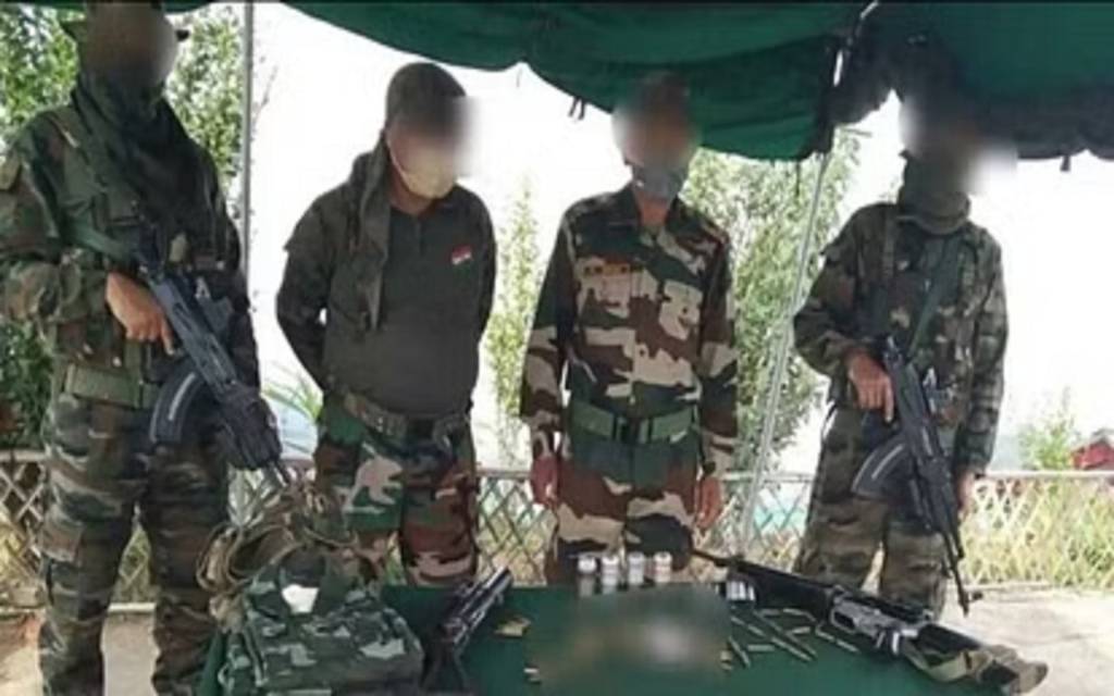 मणिपुर में दो जगह सेना पर हमला, असम राइफल्स के दो जवान घायल