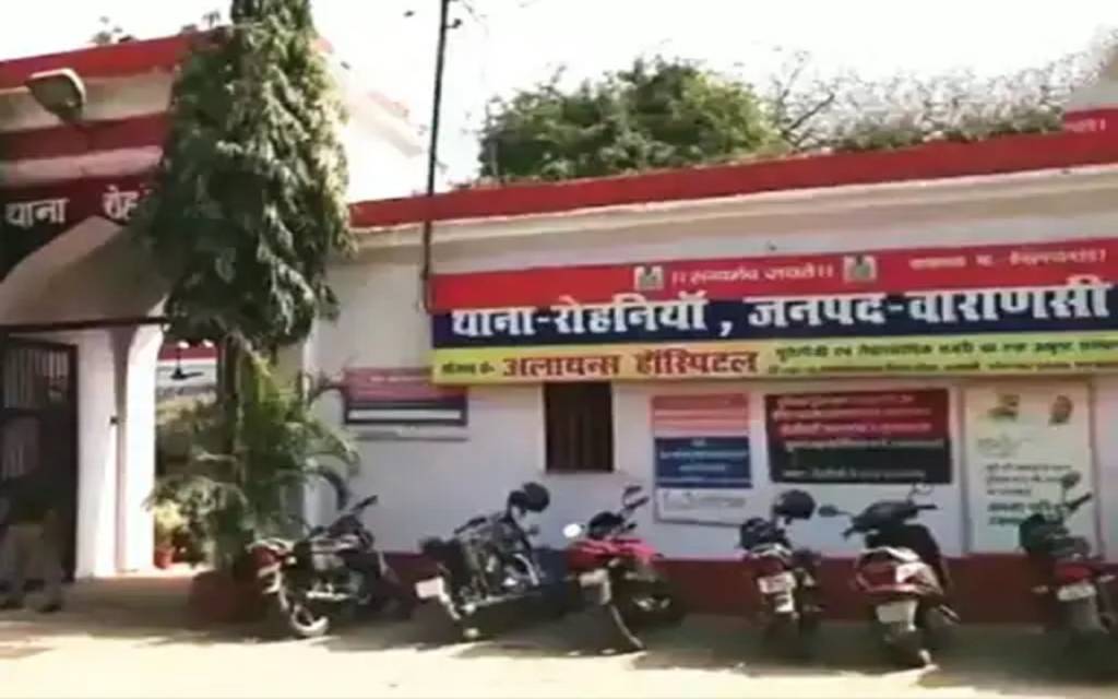 राजस्थान के बस चालक से वाराणसी में मारपीट, चालक से छीने  7 हजार रुपए और मोबाइल, 10 लोगों पर FIR दर्ज 