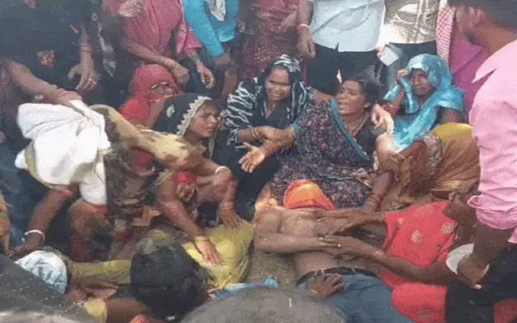 वाराणसी में युवक की नहर में फेंका मिला शव, हत्या की आशंका, फुफेरे भाई के साथ गया था बारात