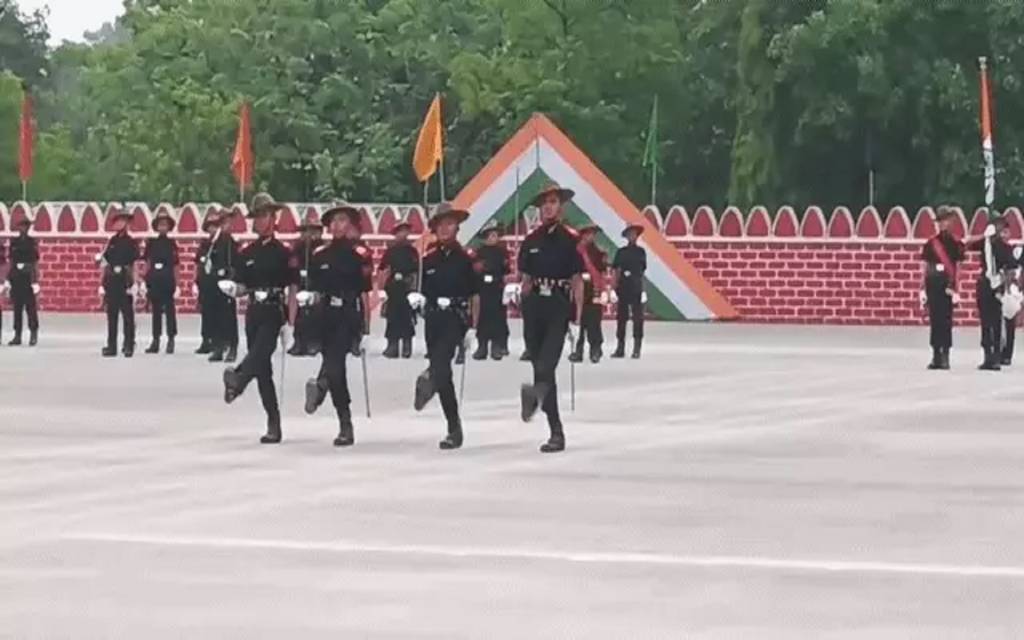 197 अग्निवीरों की पासिंग आउट परेड: प्रशिक्षुओं ने ली राष्ट्र सेवा की शपथ, कंधे पर सजे सितारे