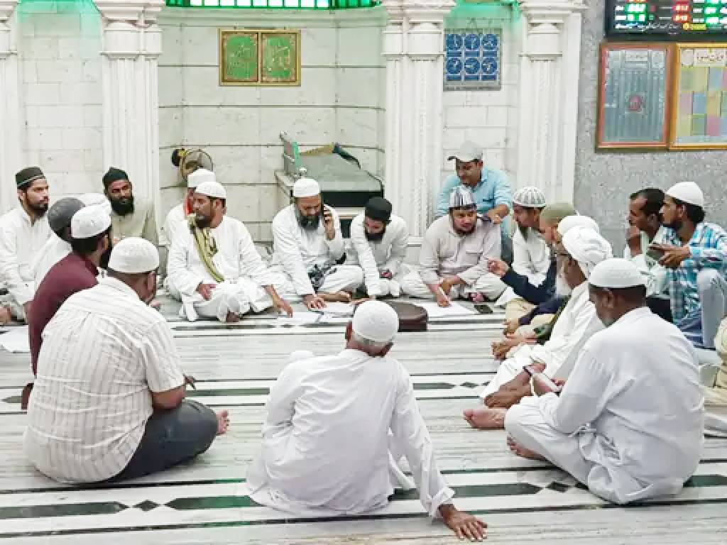 बकरीद की नमाज का समय तय:7 जून को 17 मस्जिदों में अलग-अलग समय पर होगी नमाज