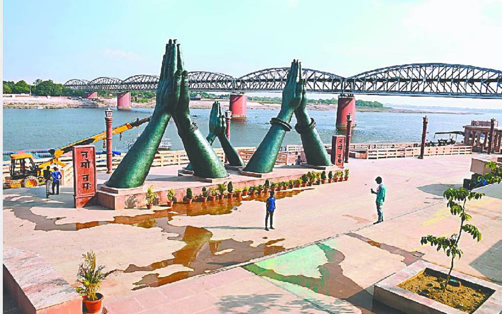 काशी देगी पूरी दुनिया को स्वास्थ्य रहने का संदेश, नमो गंगा घाट से होगी शुरूआत
