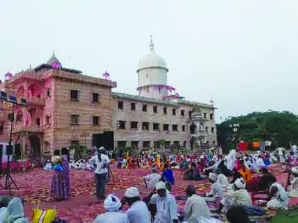 हरने दीनन की पीर, धरा पर प्रगटे संत कबीर