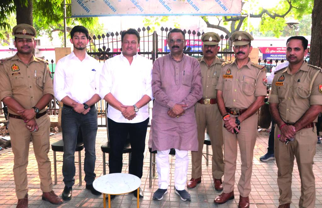 सुरक्षा के साथ प्रत्येक वर्ष 1000 पौधे लगाने का संकल्प