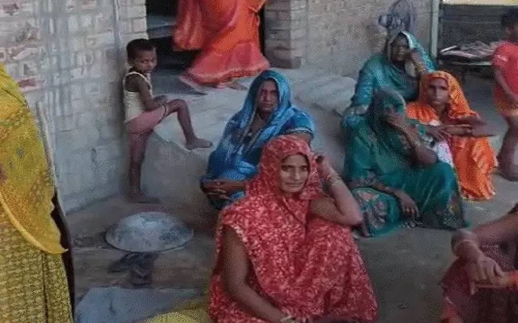 वाराणसी में जेठ ने बहू की कर दी हत्या, हथौड़े से कूंच डाला था सिर, मामूली बात पर हुआ था विवाद, 5 सेकेंड में किए 5 वार