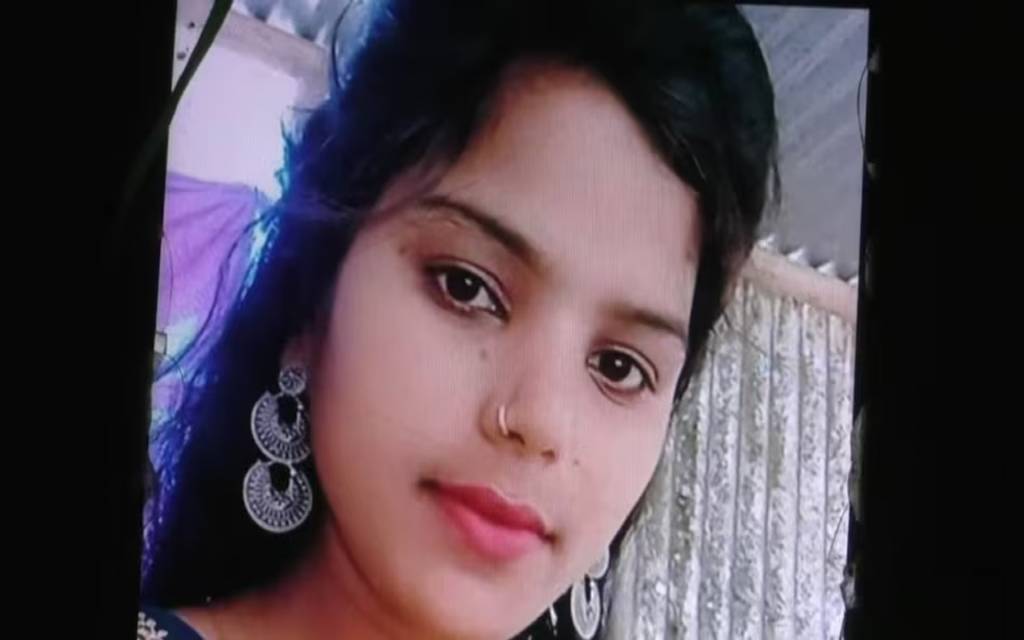 वाराणसी: थाने परिसर में शादीशुदा महिला ने खाया जहर,मौत, प्रेमी का दूसरी युवती से था संबंध