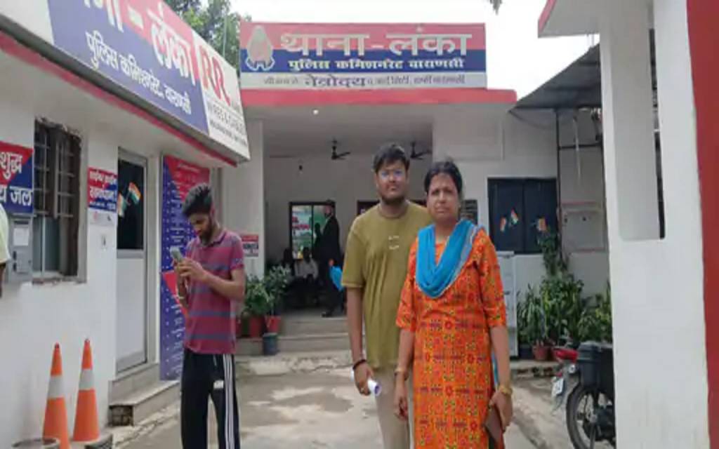 बीएचयू के सर सुंदरलाल चिकित्सालय में महिला तीमारदार से मारपीट, मरीज के इलाज में लापरवाही होने पर उठाई आवाज, लंका थाने में शिकायत