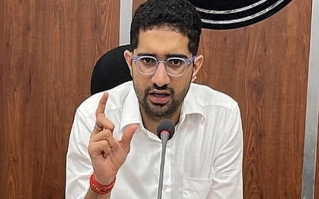 सुपर-80 टीम का निरीक्षण : कई विभागों की लापरवाही उजागर, कर्मियों पर कार्रवाई