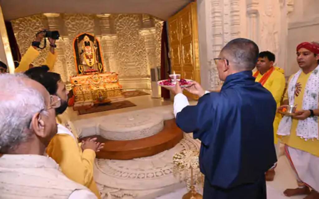 भूटान के प्रधानमंत्री शेरिंग टोबगे अयोध्या पहुंचे, रामलला के किए दर्शन