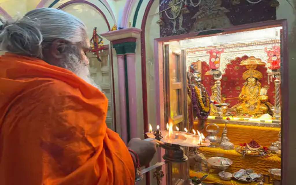 काशी में संपन्न हुआ अन्नकूट महोत्सव: मां अन्नपूर्णा के स्वर्णमयी विग्रह के दर्शन का दुर्लभ अवसर, 11 लाख श्रद्धालुओं ने लिया आशीर्वाद