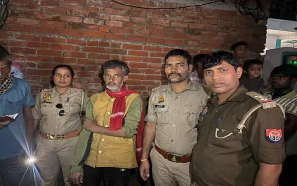 40 फीट गहरे कुएं में गिरा युवक, महिला दारोगा ने 20 मिनट में निकाला बाहर