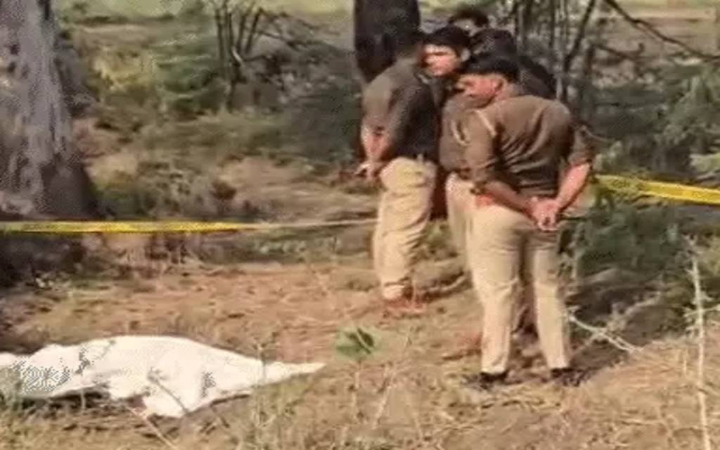 हमीरपुर में सुबह-सुबह दिखा भयावह मंजर: युवती का शव खून से लथपथ, पुलिस ने शुरू की जांच!