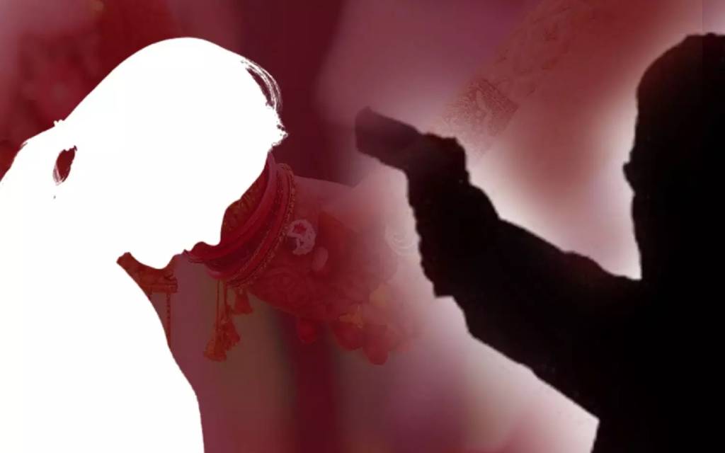 नोएडा में प्रेमी ने PG में घुसकर गर्लफ्रेंड की गोली मारकर हत्या, पिस्टल लहराते हुए फरार