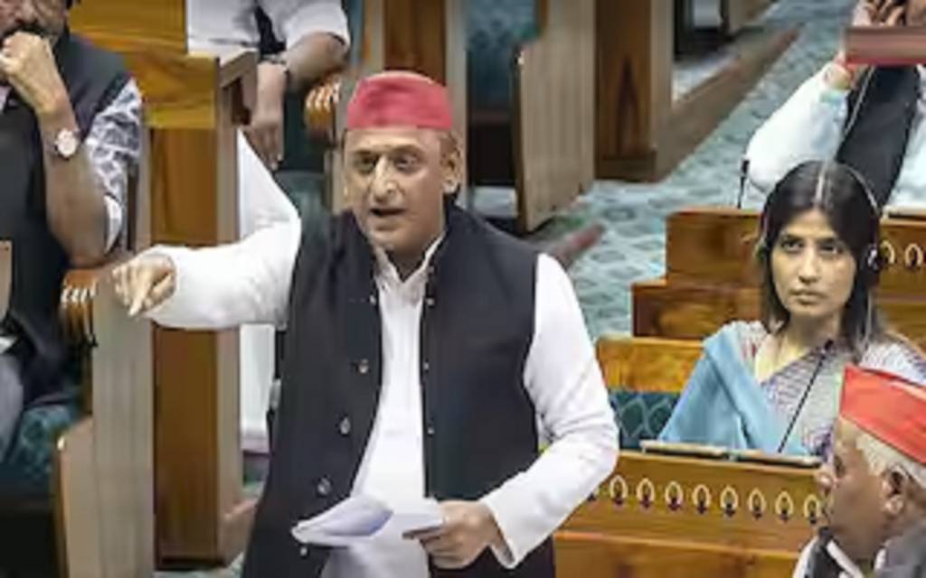 UP: ‘वंदे मातरम् सिर्फ नारा नहीं, जिम्मेदारी है’; लोकसभा में अखिलेश का सत्ता पक्ष पर वार