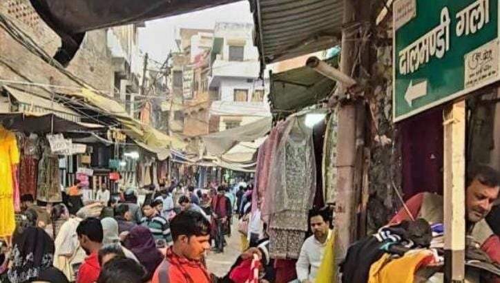 दालमंडी चौड़ीकरण: डेडलाइन खत्म होते ही आज से फिर शुरू होगा ध्वस्तीकरण, प्रशासन एक्शन मोड में-