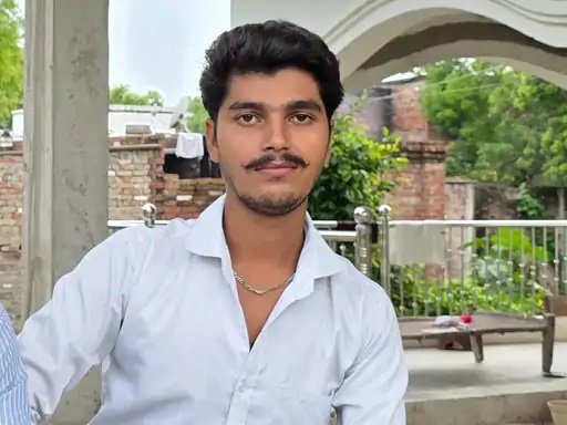 तेज रफ्तार डंपर की टक्कर से युवक की मौत