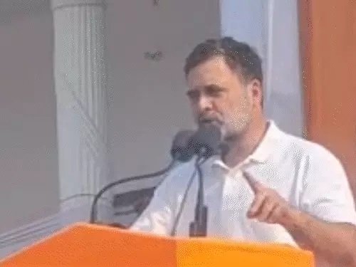 अडाणी-अंबानी के लिए काम कर रही सरकार’-रायबरेली दौरे पर राहुल गांधी का केंद्र पर तीखा प्रहार