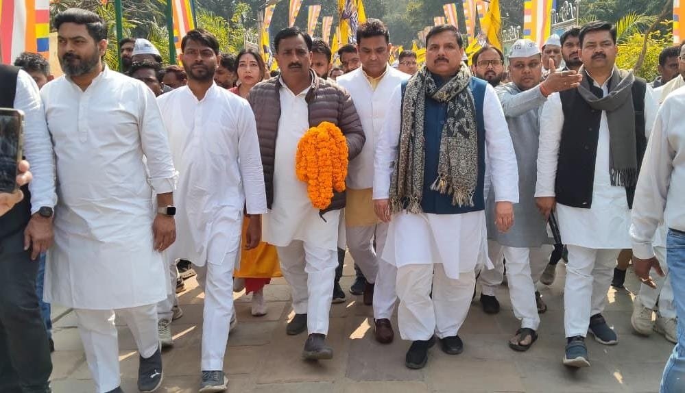 मिर्जापुर से सारनाथ तक जनआंदोलन की पदचाप