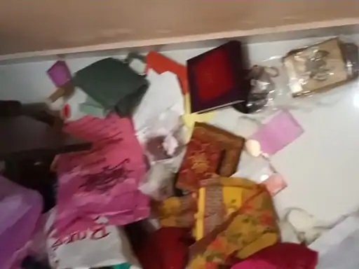 वाराणसी में शर्मनाक वारदात: कारगिल शहीद मनीष सिंह के घर से 20 लाख की चोरी