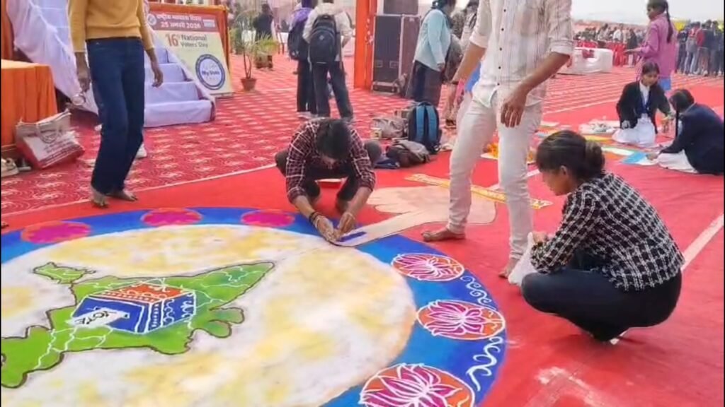 राष्ट्रीय मतदाता दिवस पर नमो घाट बना लोकतंत्र का मंच, डीएम ने दिलाई मतदान की शपथ