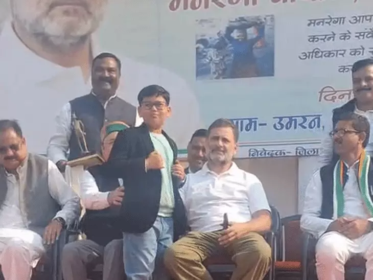 अडाणी-अंबानी के लिए काम कर रही सरकार’-रायबरेली दौरे पर राहुल गांधी का केंद्र पर तीखा प्रहार