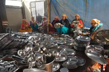 मिनी पंजाब में तब्दील हुआ काशी का सीरगोवर्धन