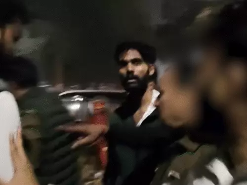 ग्रेटर नोएडा में महिला यूट्यूबर का 27 किमी तक पीछा, कार सवार युवकों पर उत्पीड़न के आरोप