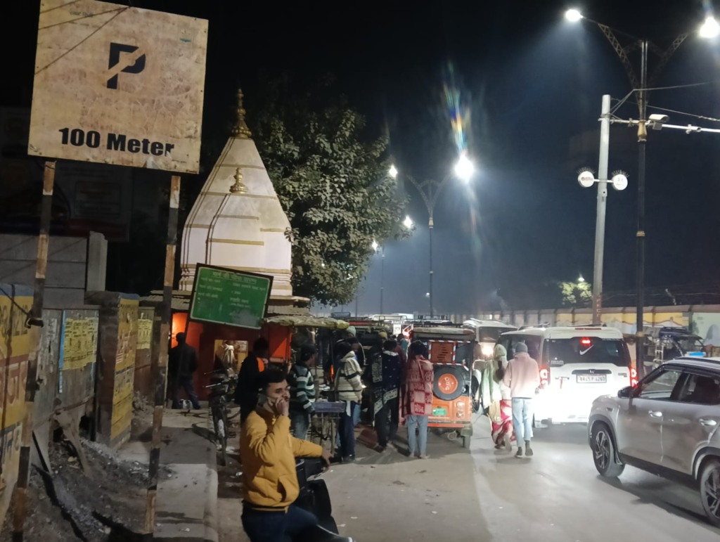 लंका पुलिस के संरक्षण में पलता अवैध साम्राज्य