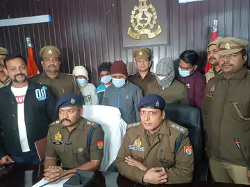 कर्णघंटा ज्वैलरी चोरी का सनसनीखेज खुलासा : फिल्मी अंदाज़ में हुई करोड़ों की चोरी, 5 आरोपी गिरफ्तार, 2.122 किलो सोना बरामद